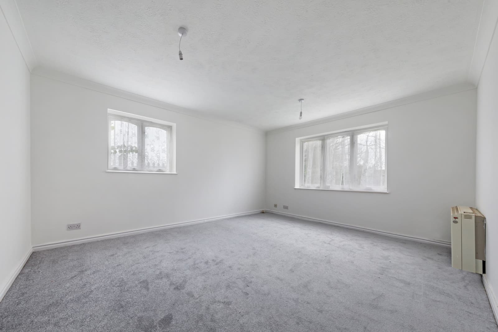 Hartley Court, Mitcham, CR4 - Image 3