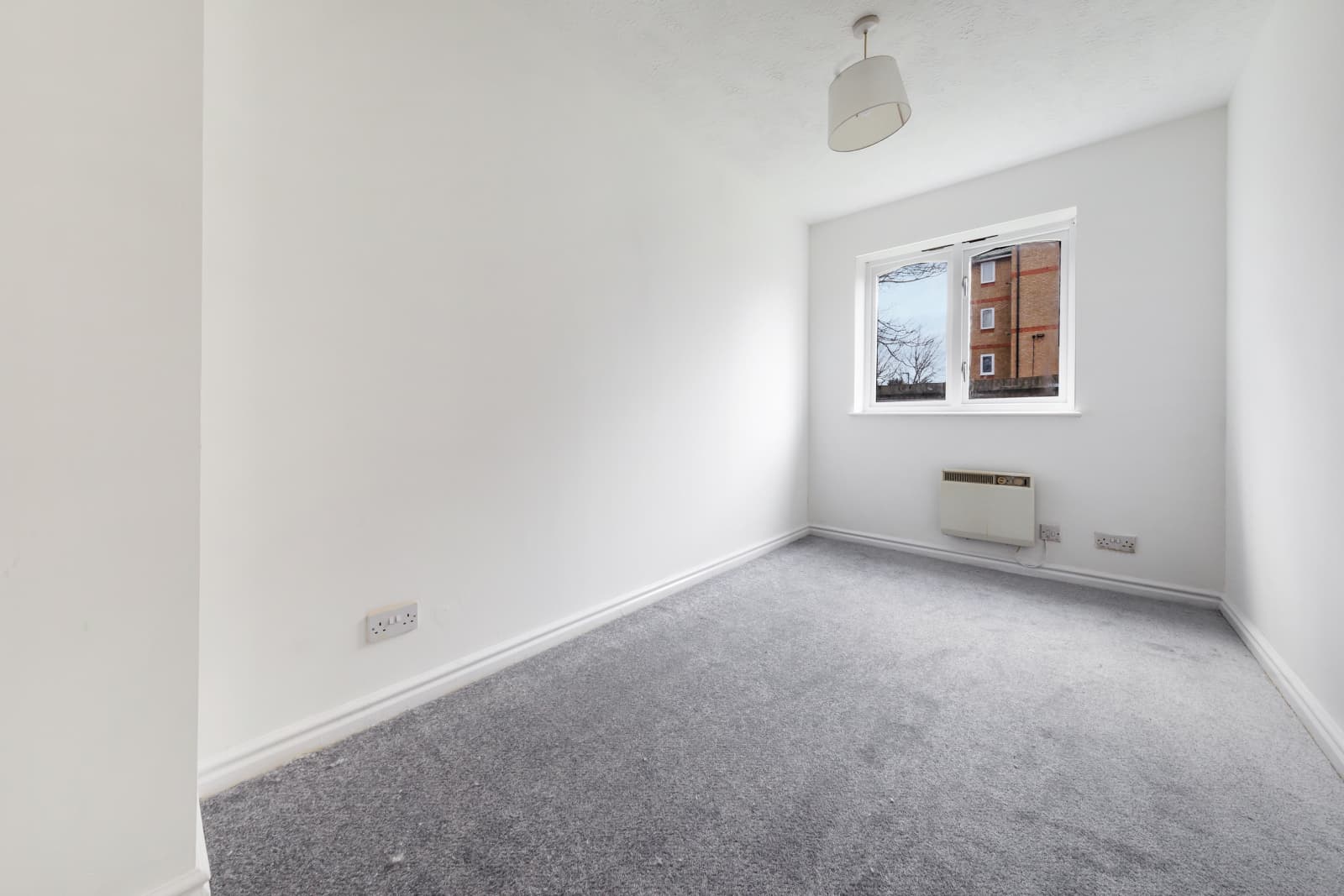 Hartley Court, Mitcham, CR4 - Image 8