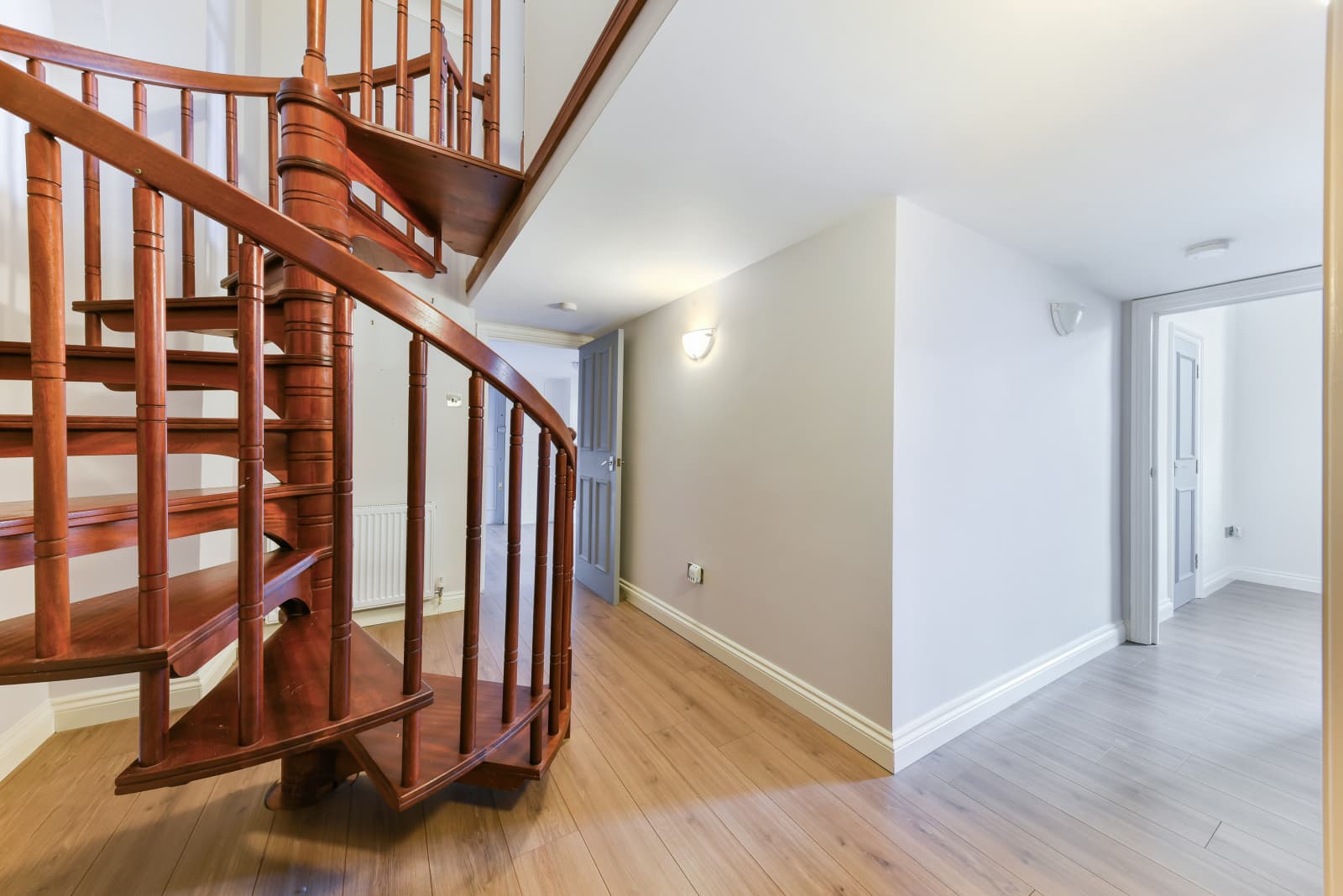 Southey Road, SW19 - Image 9