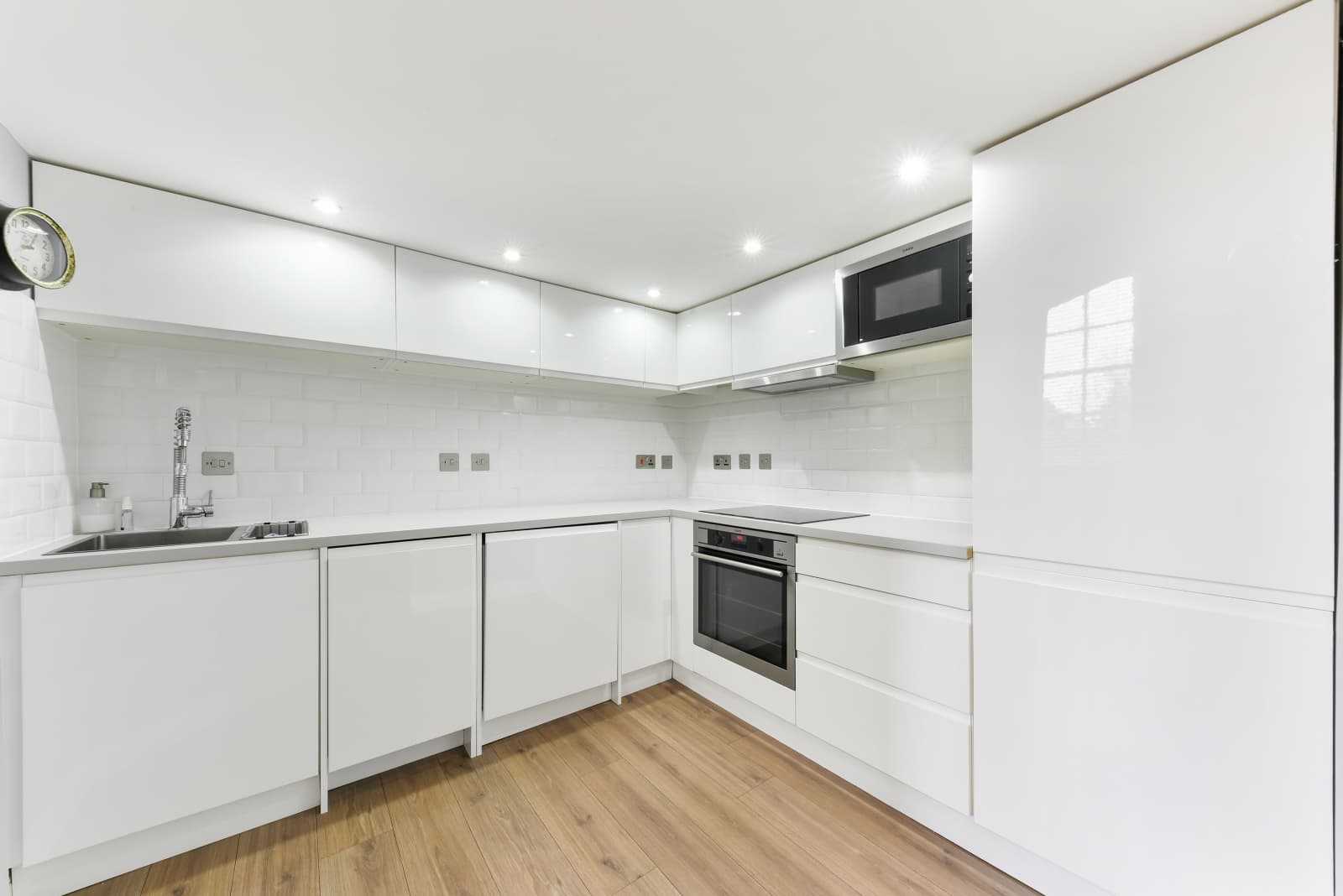 Southey Road, SW19 - Image 4