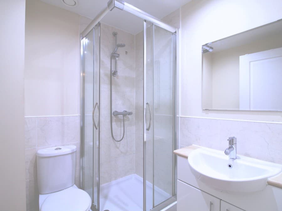 Hartfield Crescent, SW19 - Image 6