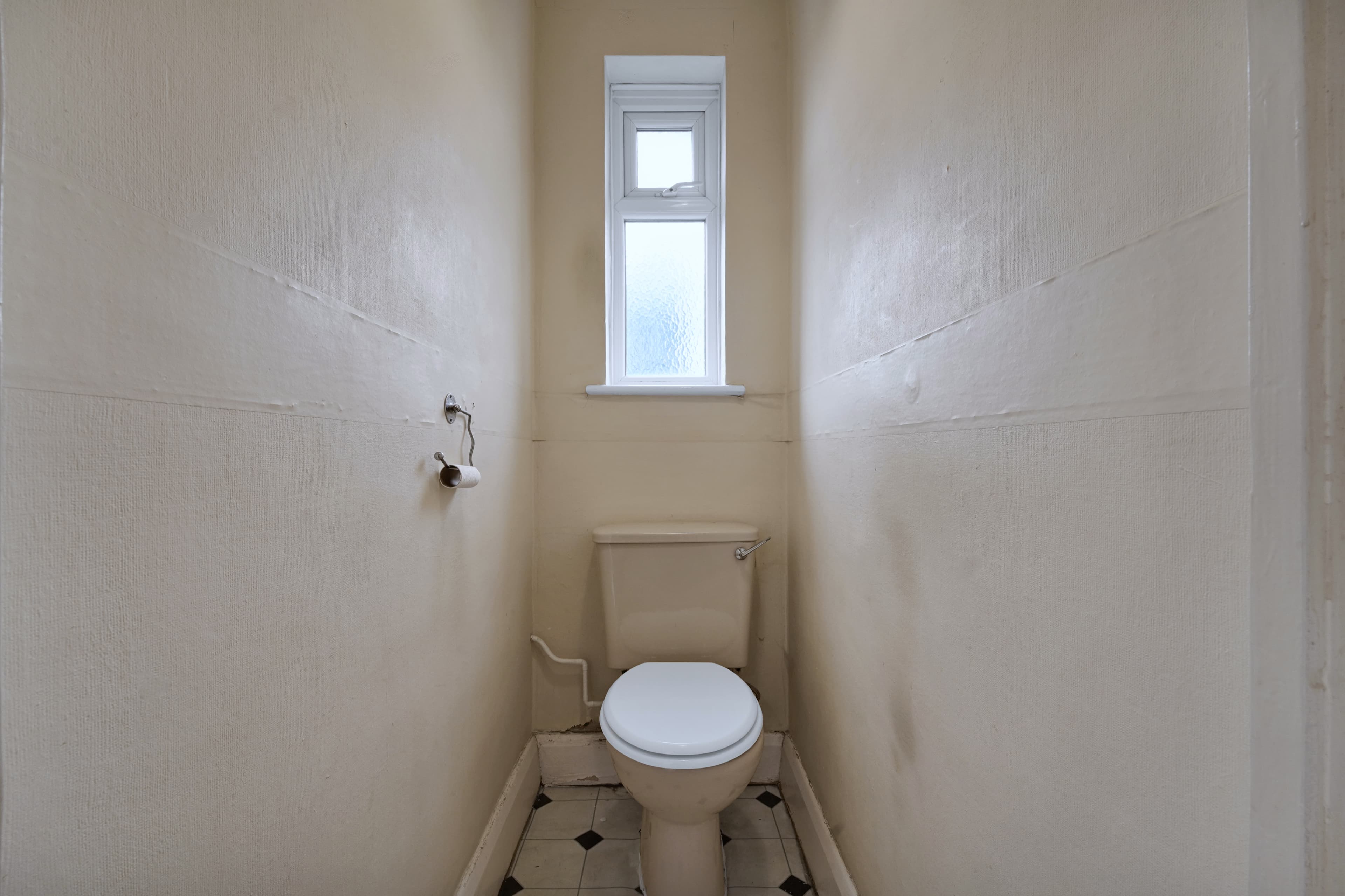 Queen Mary Avenue, Morden, London, SM4 4JR - Image 13