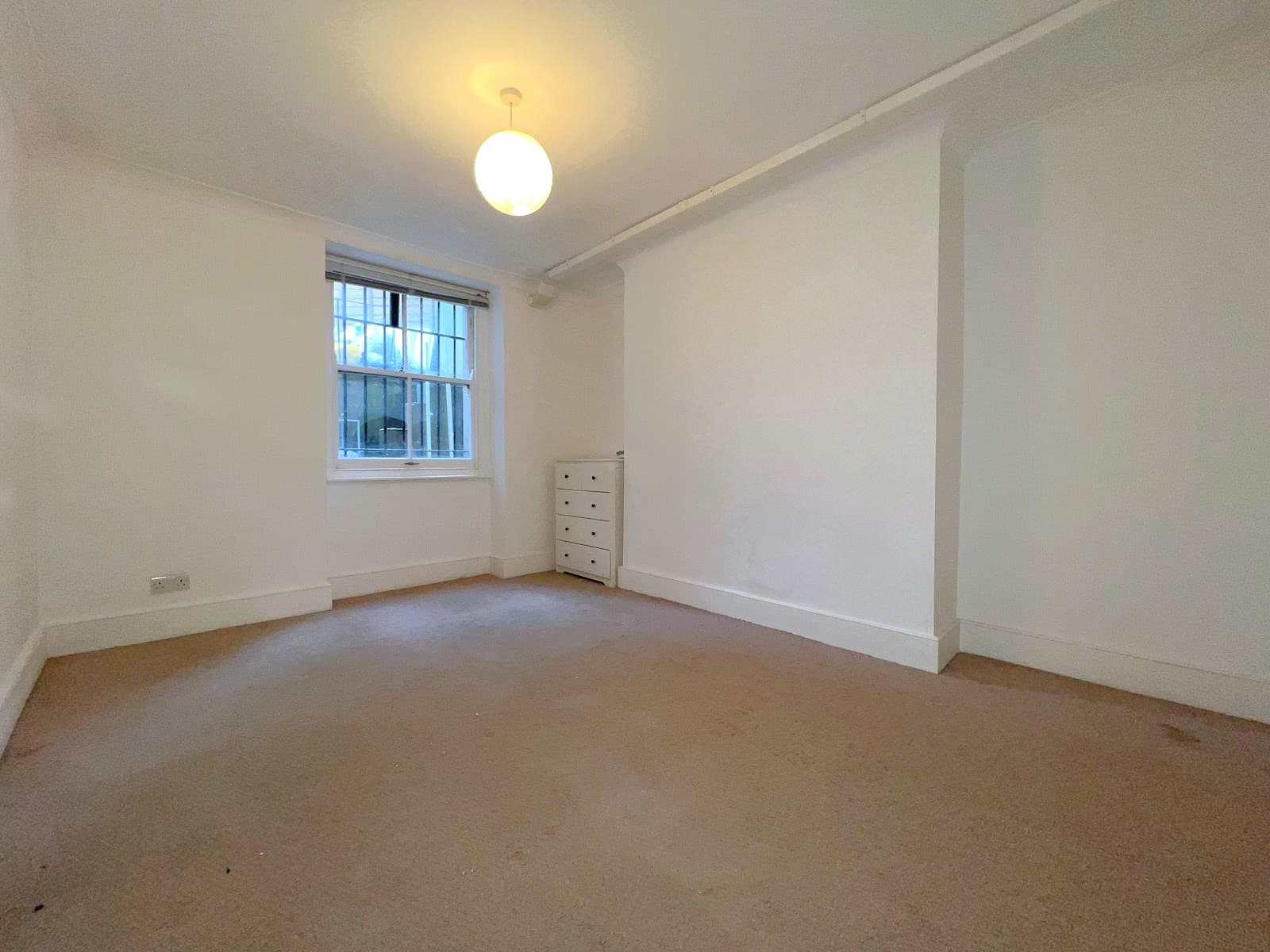 Camberwell Road, London - Image 10
