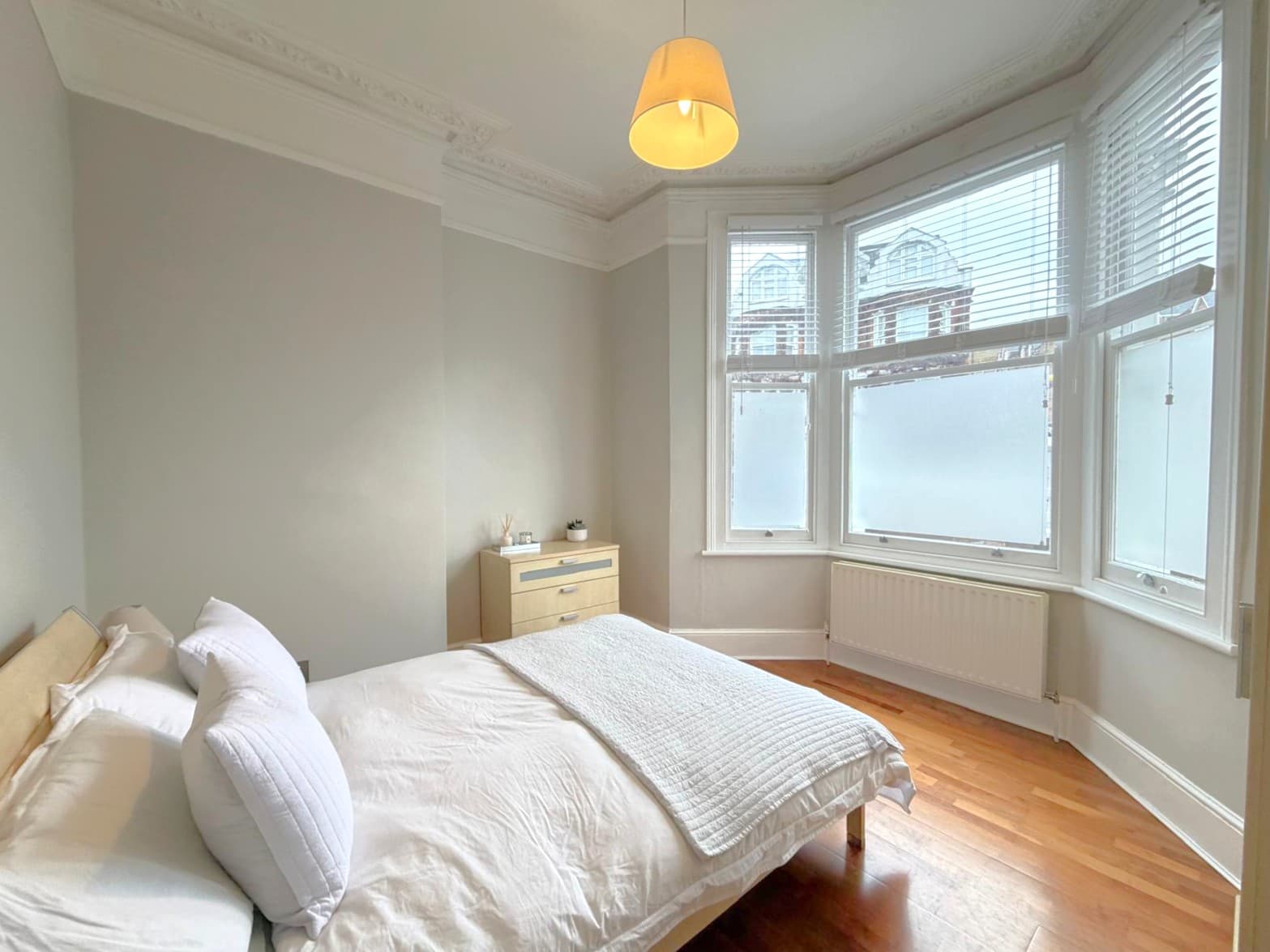 Woodside, SW19 - Image 3