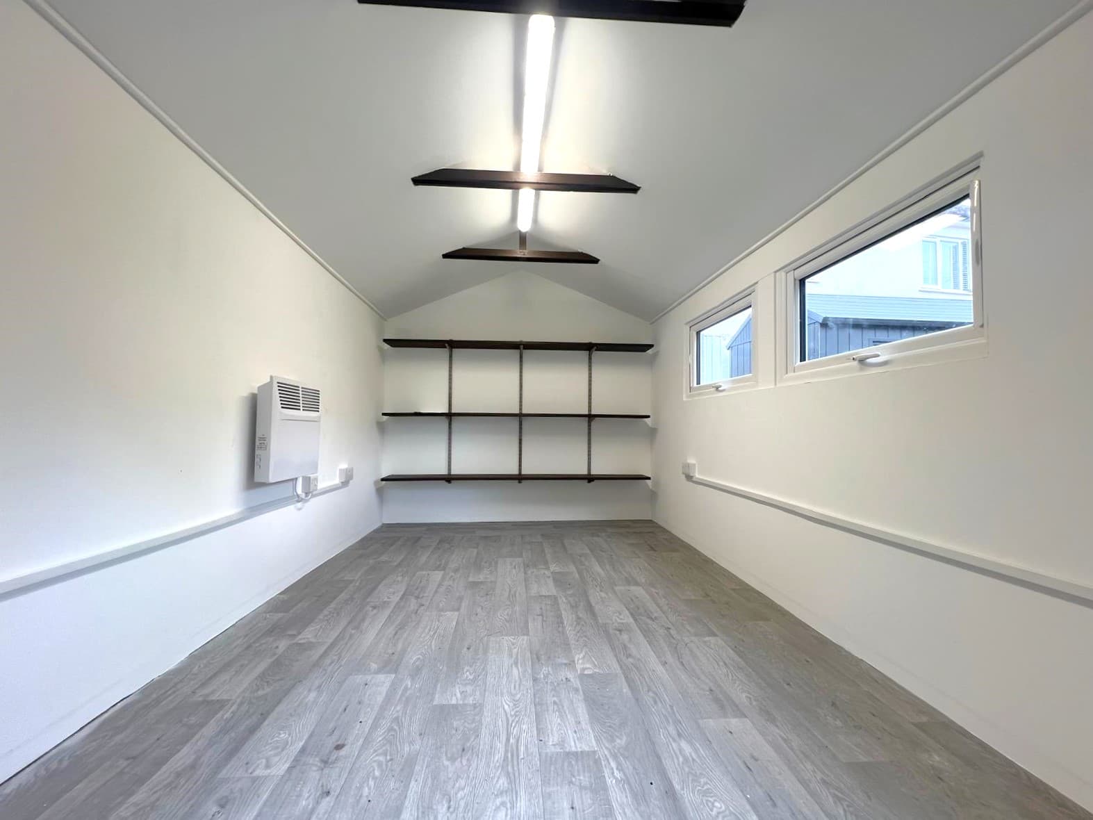 Rothesay Avenue, SW20 - Image 7