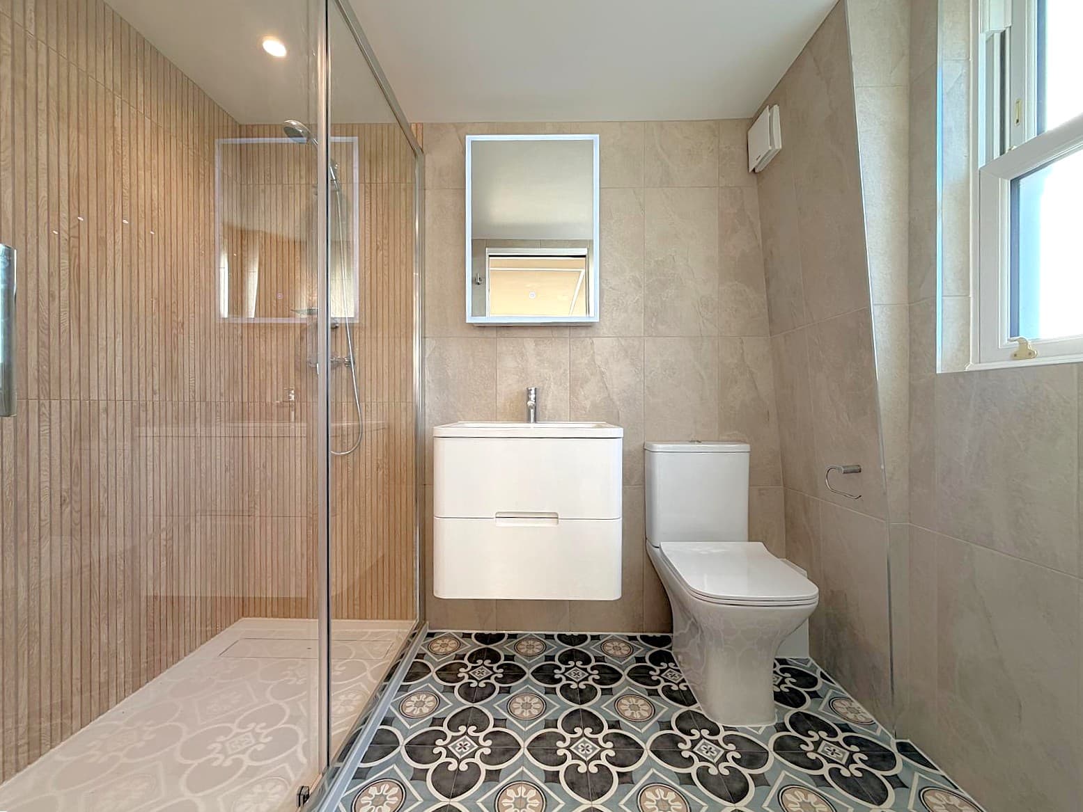 Victory Road, Wimbledon, London, SW19 1HW - Image 11