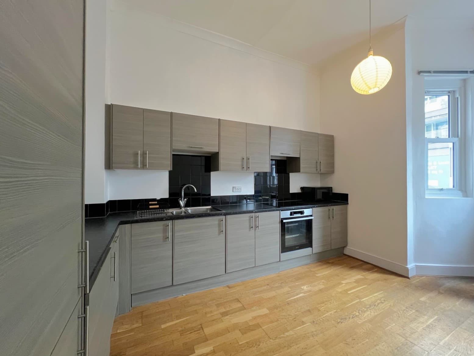 Camberwell Road, London - Image 7