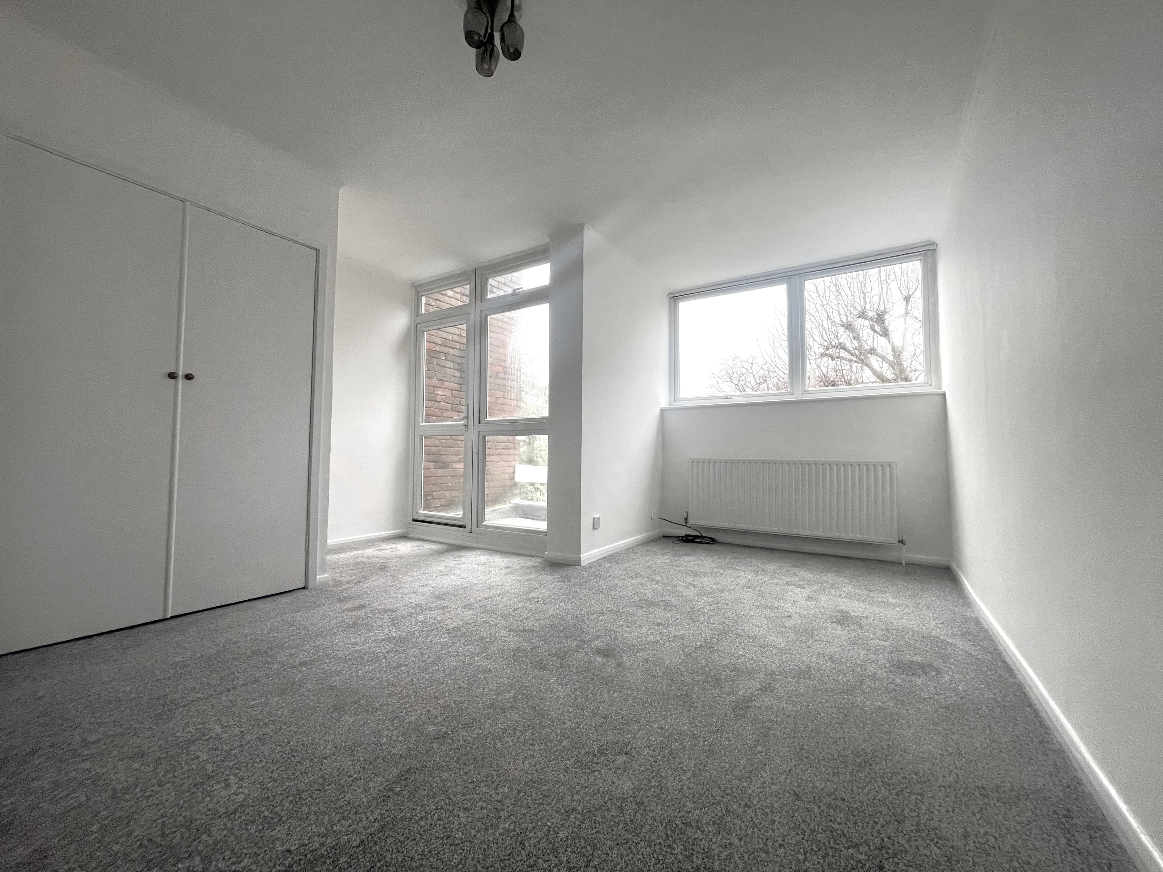 Levana Close, Wimbledon, London - Image 3