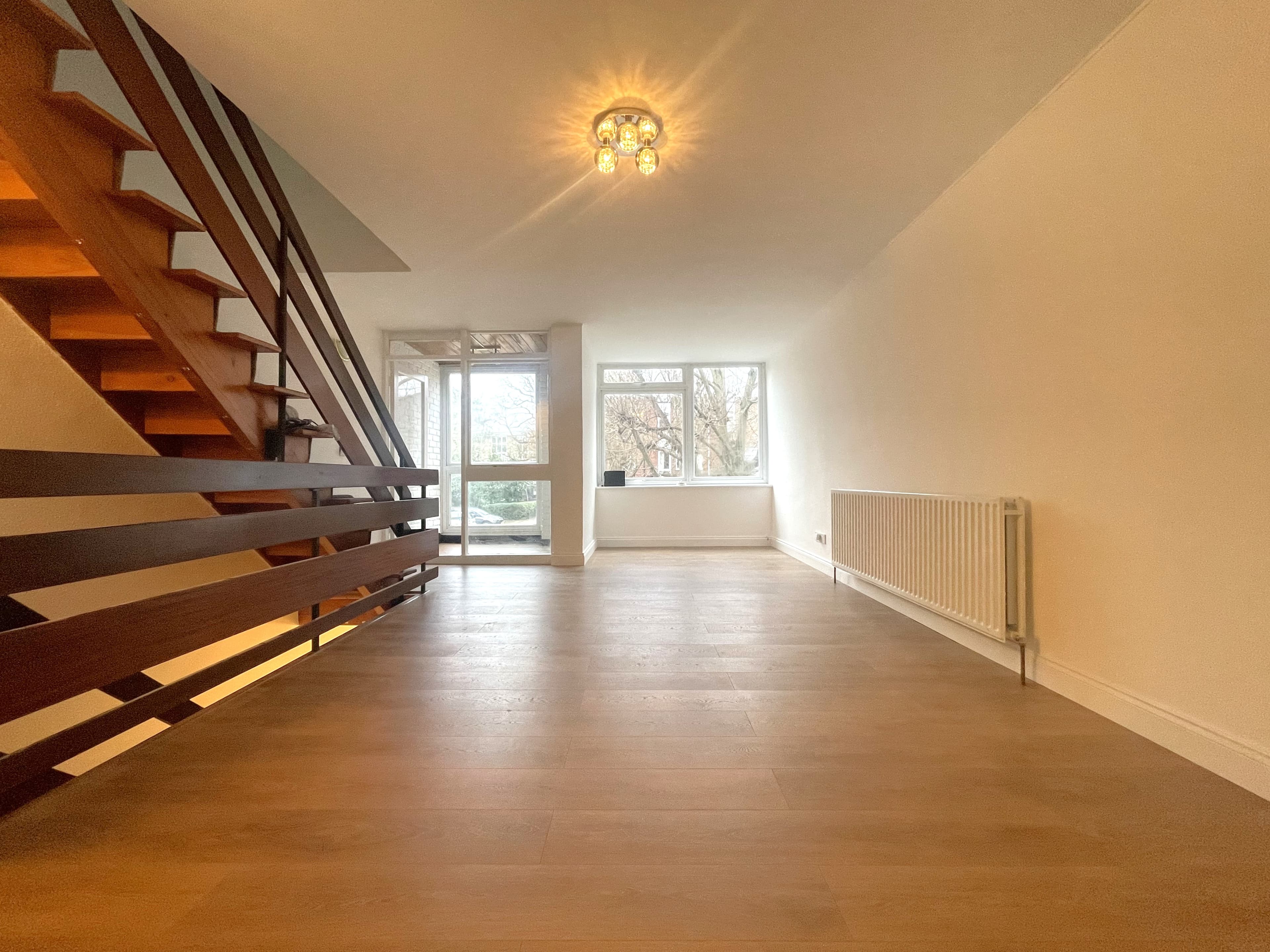 Levana Close, Wimbledon, London - Image 2