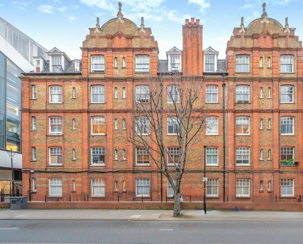 Aldwych Buildings, WC2B - Image 6