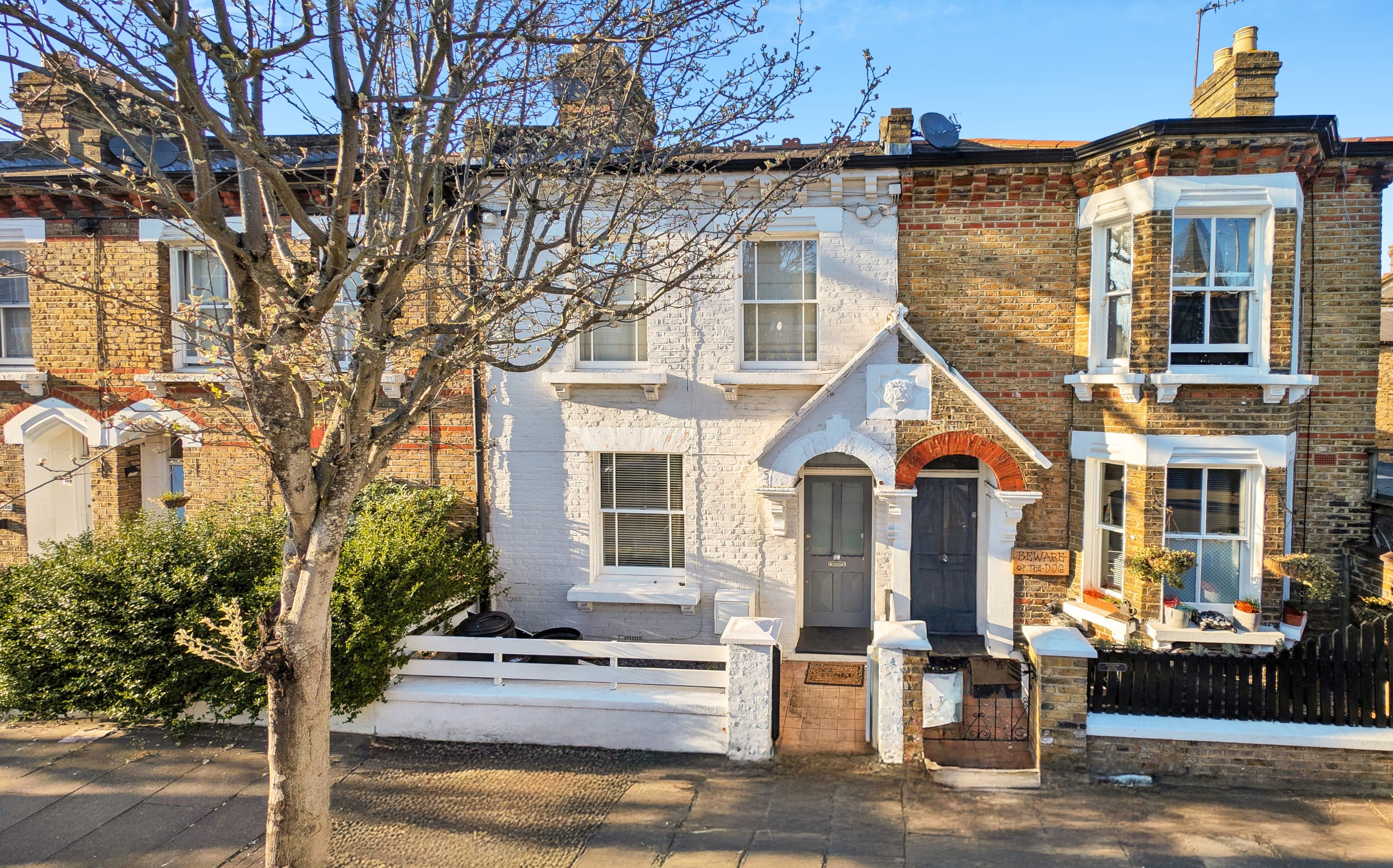 Elsley Road, SW11 - Image 1