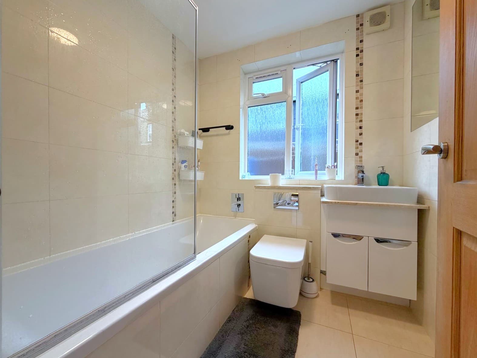 Leyton Road, SW19 - Image 5